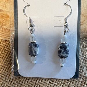 Chic Marble-Style Blue and Silver Earrings